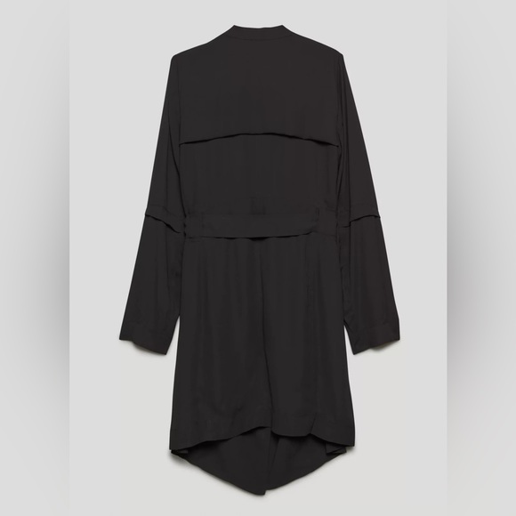 Babaton
Flowy Trench Coat in blue navy - Picture 5 of 5